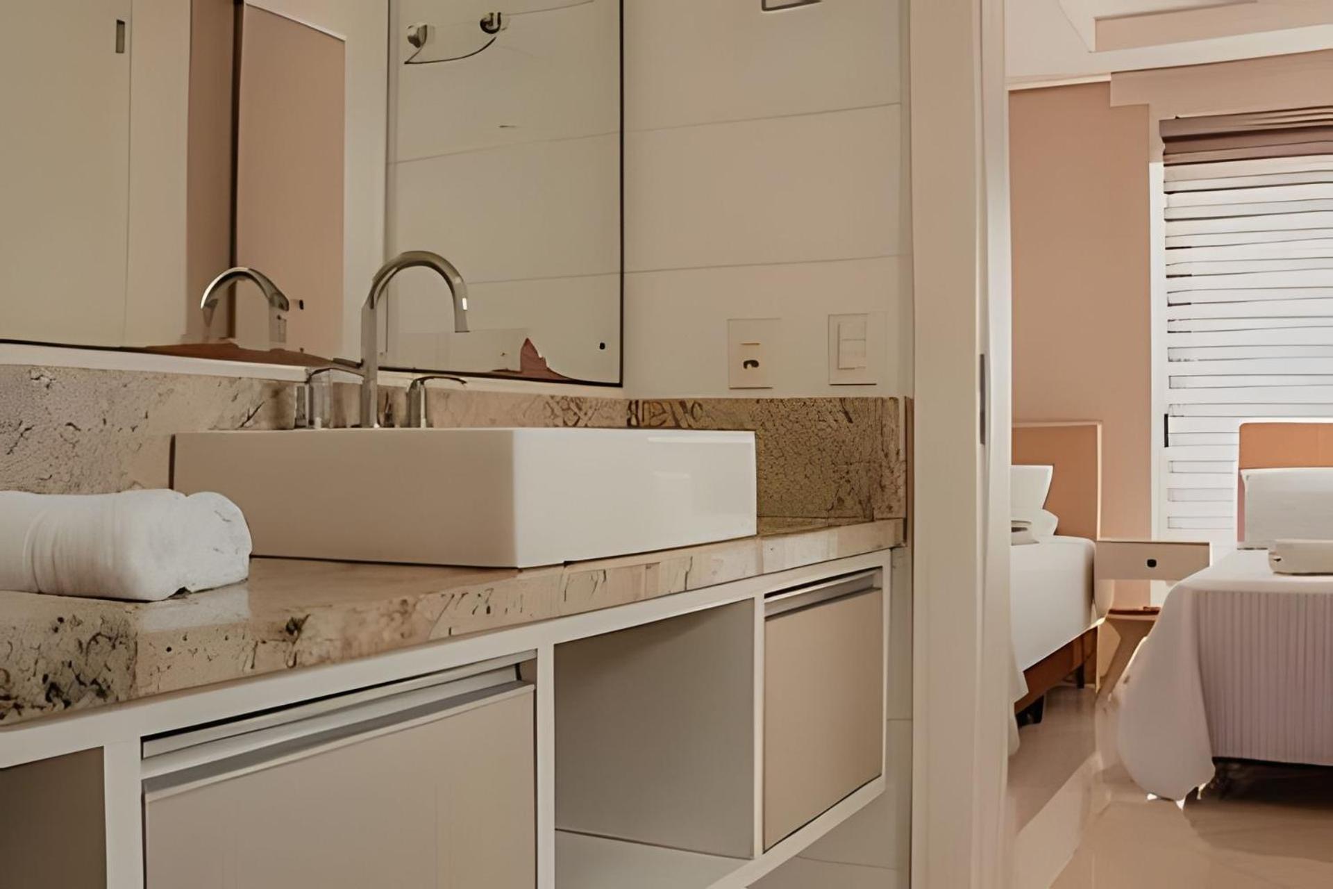 Sobrado Com 5 Suite 1 Quarto Piscina Churraqueira Ar Ate 20 Hospede 포스두이구아수 외부 사진