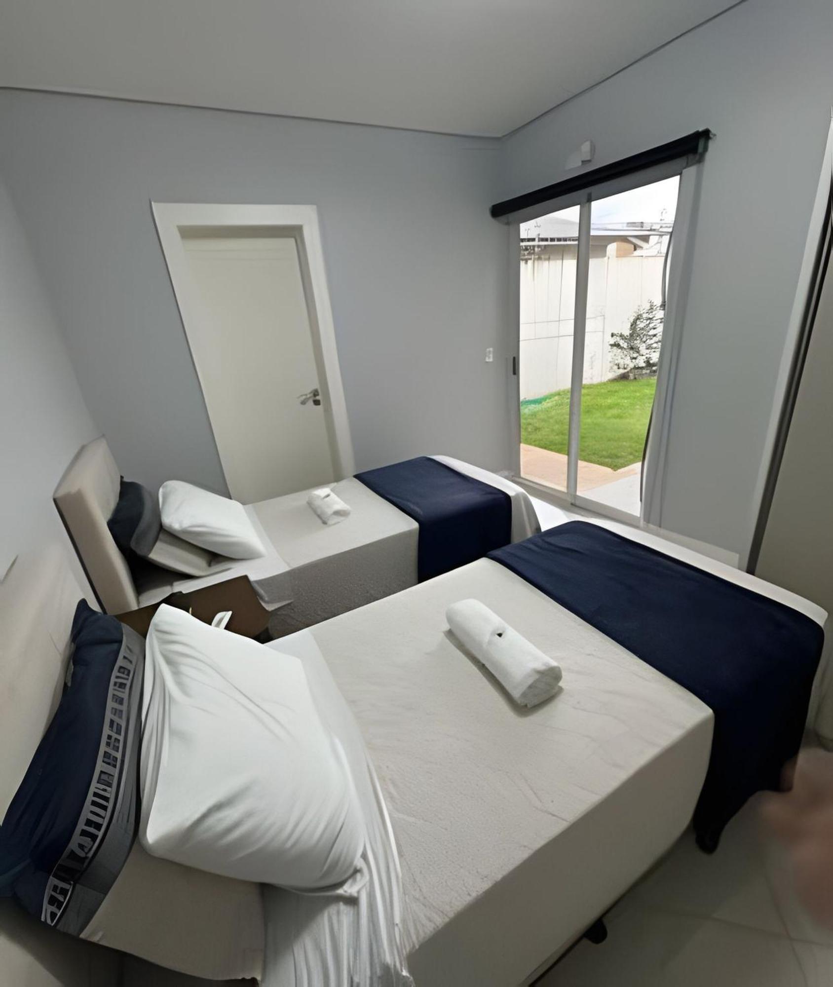 Sobrado Com 5 Suite 1 Quarto Piscina Churraqueira Ar Ate 20 Hospede 포스두이구아수 외부 사진