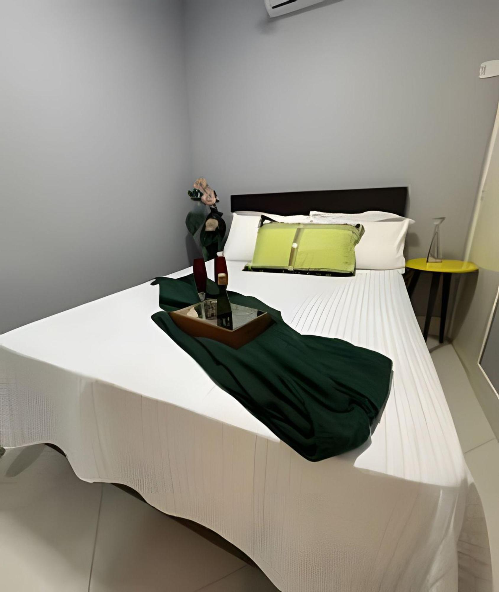Sobrado Com 5 Suite 1 Quarto Piscina Churraqueira Ar Ate 20 Hospede 포스두이구아수 외부 사진