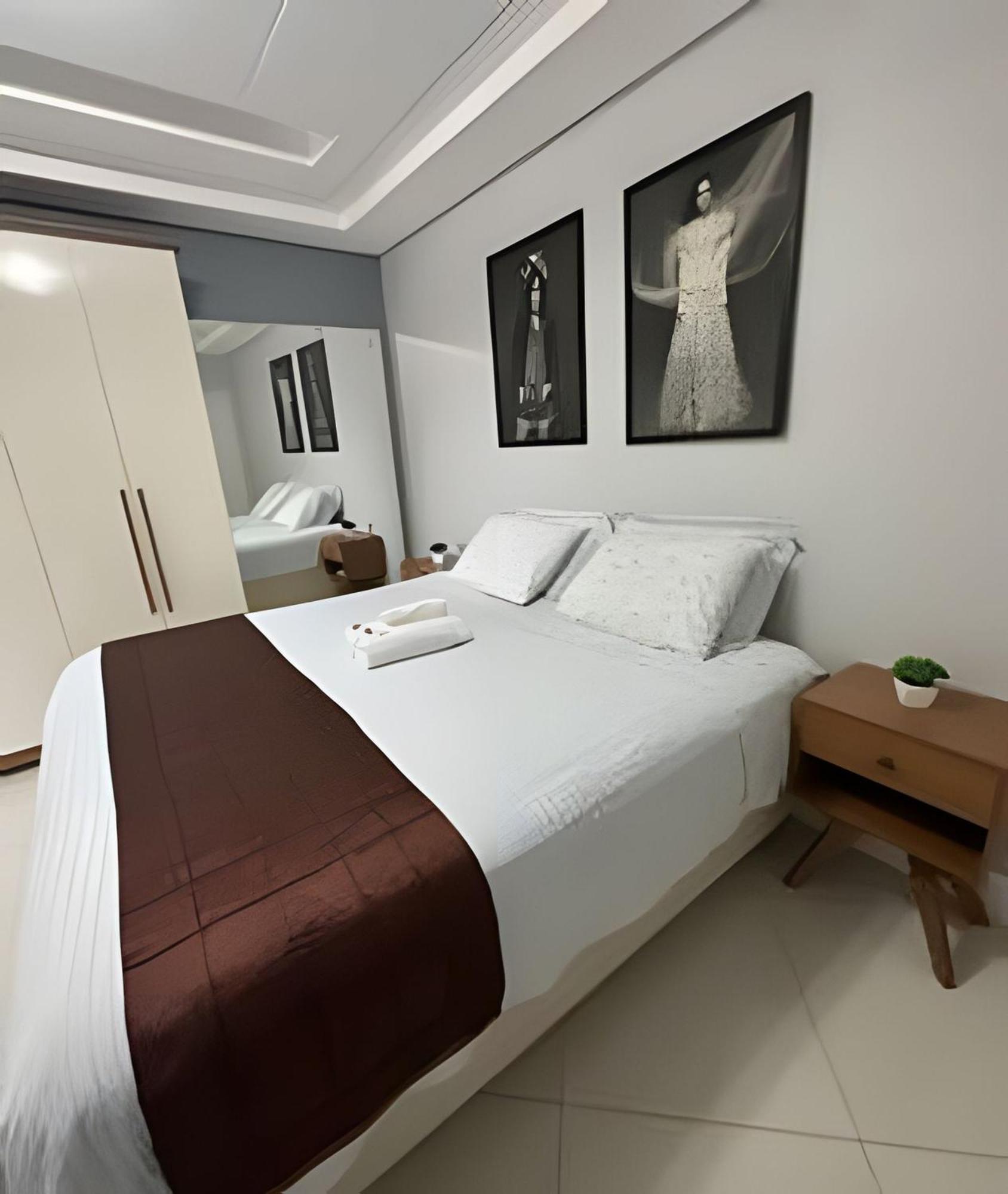 Sobrado Com 5 Suite 1 Quarto Piscina Churraqueira Ar Ate 20 Hospede 포스두이구아수 외부 사진