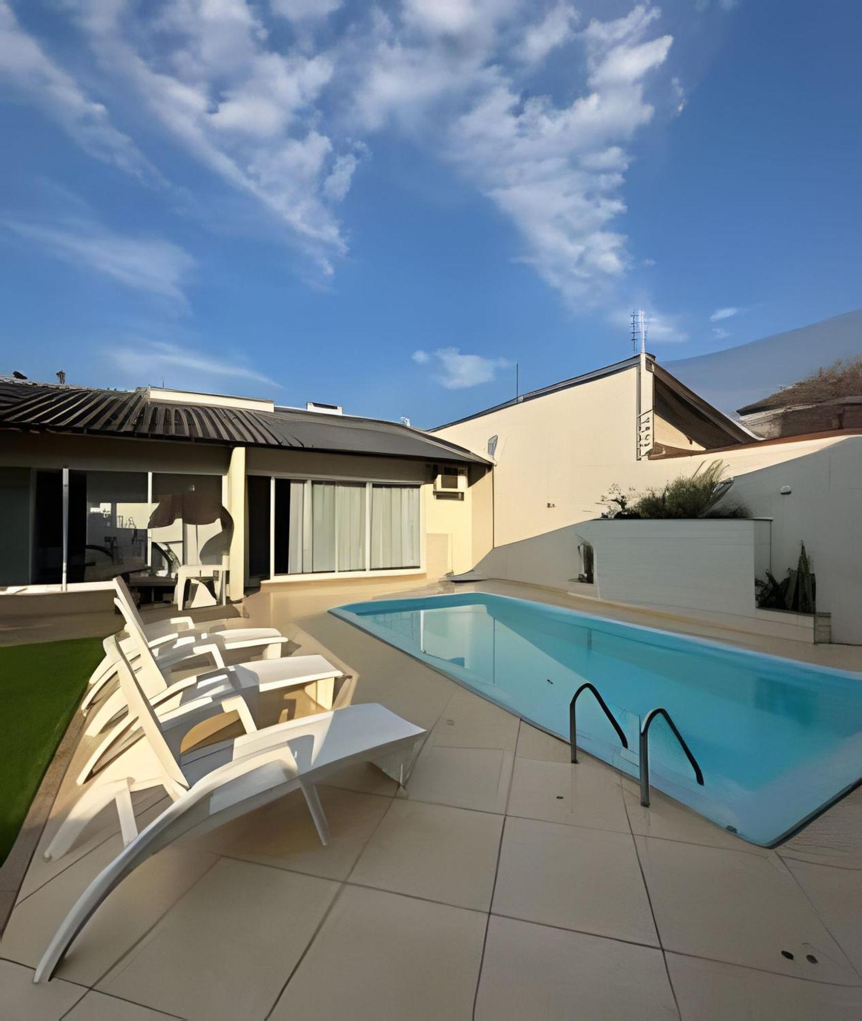 Sobrado Com 5 Suite 1 Quarto Piscina Churraqueira Ar Ate 20 Hospede 포스두이구아수 외부 사진