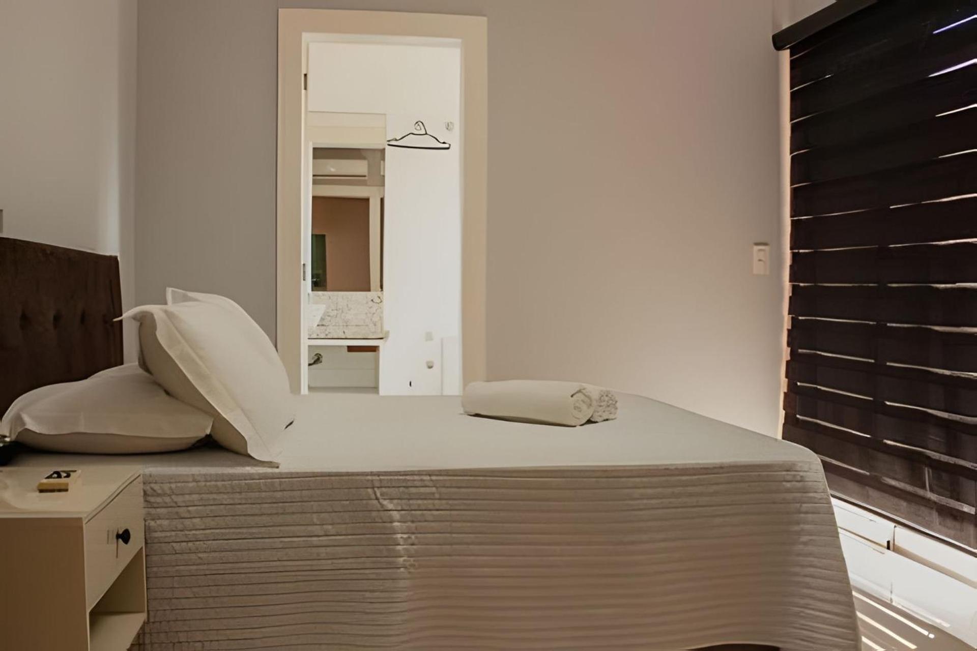 Sobrado Com 5 Suite 1 Quarto Piscina Churraqueira Ar Ate 20 Hospede 포스두이구아수 외부 사진